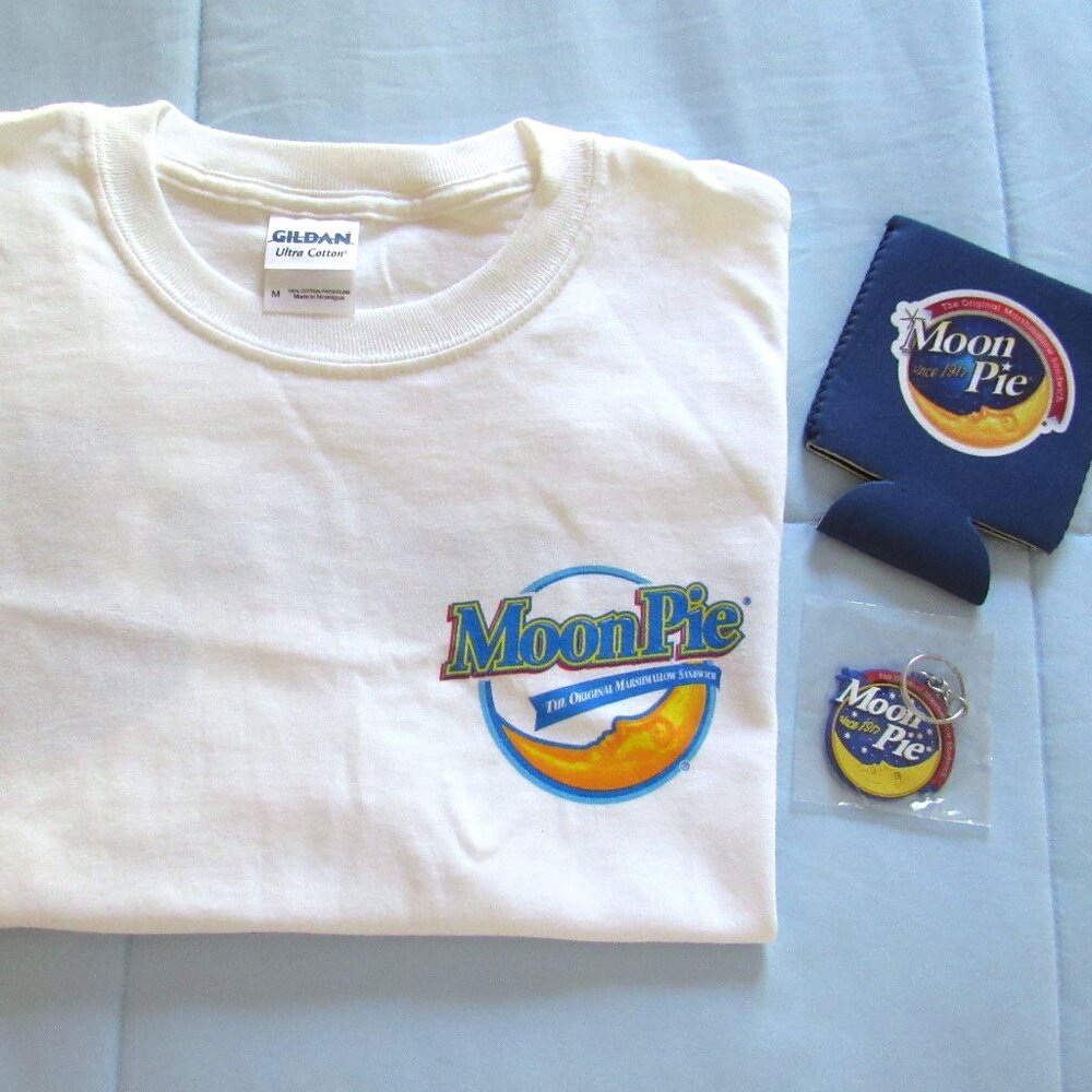MOON PIE Tee Shirt Koozie Key Chain Lot of 3 Size M Advertising Modern Logo